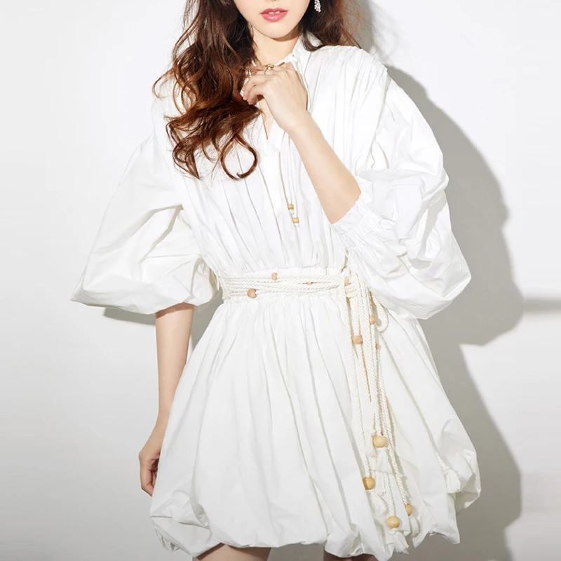 Korean 2019 Spring and Summer Elegant Women DressWhite Fluffy Lantern Sleeves V-neck Casual Dress High Street Lantern Sleeve
Korean 2019 Spring and Summer Elegant Women DressWhite Fluffy Lantern Sleeves V-neck Casual Dress High Street Lantern Sleeve