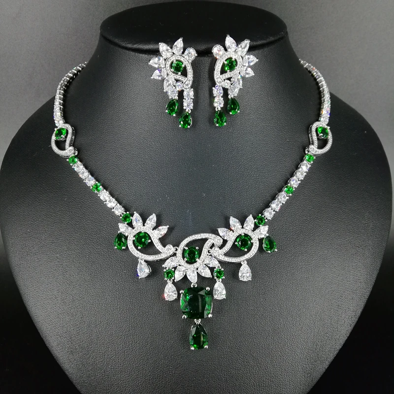 NEW FASHION romantic AAA green zircon necklace earring wedding bride banquet formal dress popular jewelry set free shipping
NEW FASHION romantic AAA green zircon necklace earring wedding bride banquet formal dress popular jewelry set free shipping