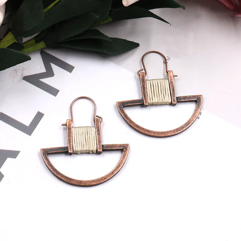 Hot Sale Wound geometric ellipse 1Pair Boho Beautiful Drop Earring Dangle Ethnic String Graceful India Girls Geometric Handmade
Hot Sale Wound geometric ellipse 1Pair Boho Beautiful Drop Earring Dangle Ethnic String Graceful India Girls Geometric Handmade