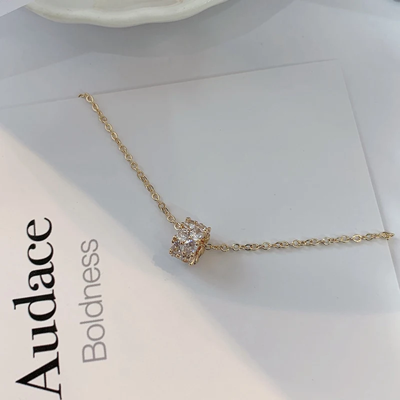 Korean Trendy Temperament Crystal Beads Pendant Necklace Female Gold Color Simple Chain Necklace Jewelry
Korean Trendy Temperament Crystal Beads Pendant Necklace Female Gold Color Simple Chain Necklace Jewelry