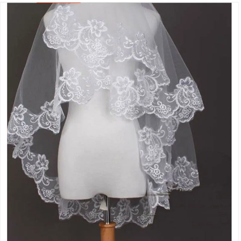 Free Shipping Lace Edge wedding Accessories Veils Bridal Veils Appliqued Welon Koronka Wedding Veil With Comb Tulle Veil 0224C
Free Shipping Lace Edge wedding Accessories Veils Bridal Veils Appliqued Welon Koronka Wedding Veil With Comb Tulle Veil 0224C