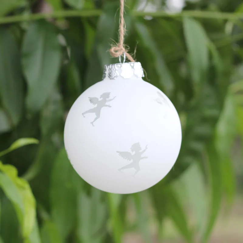 1 PC New arrival cutout 8cm diameter pattern white glass ball christmas tree holiday decoration
1 PC New arrival cutout 8cm diameter pattern white glass ball christmas tree holiday decoration