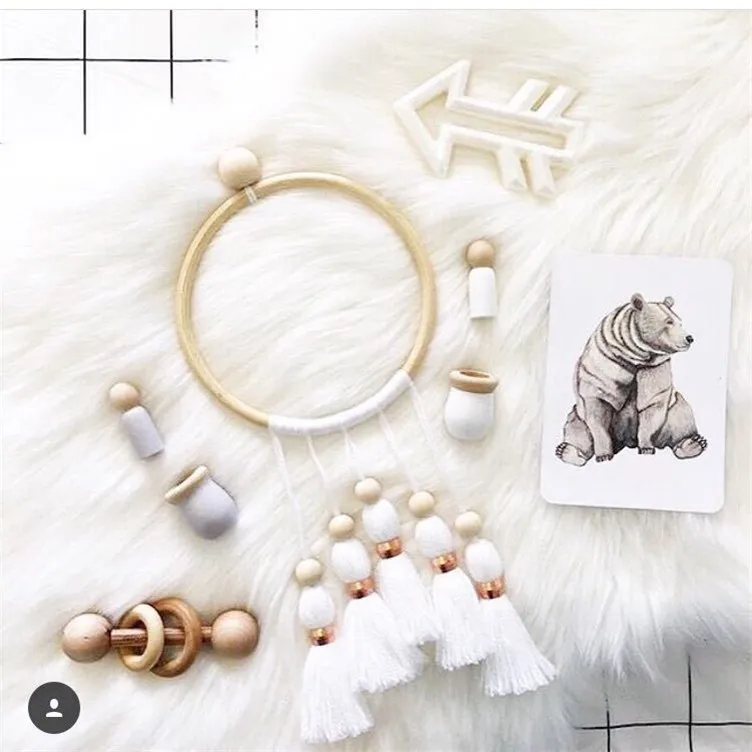 Simple woolen fringe ring children room photo props wall decoration baby room decoration
Simple woolen fringe ring children room photo props wall decoration baby room decoration