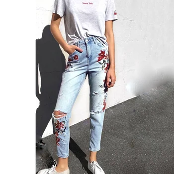 Women Vintage flower Embroidery Demin Pants Skinny RippedJeans Ankle-length Demin pants Women Casual Straight Jeans Plus size
Women Vintage flower Embroidery Demin Pants Skinny RippedJeans Ankle-length Demin pants Women Casual Straight Jeans Plus size