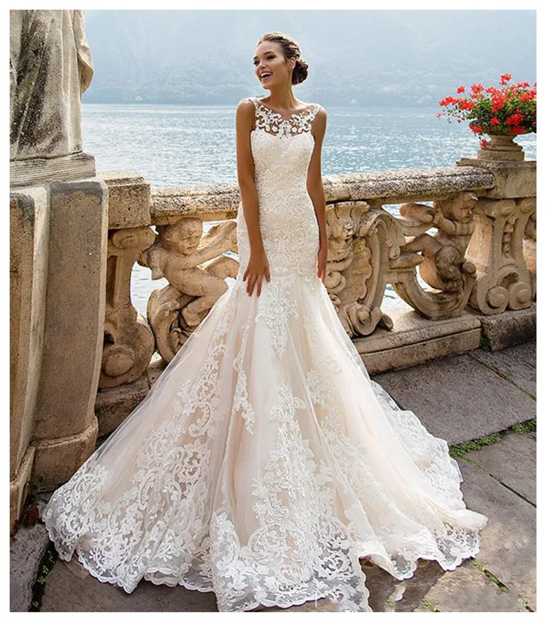 Sleeveless Double Shoulder Neck Appliqued Lace Wedding Dresses 2019 Mermaid/Trumpet Train Illusion bridal gown dress White
Sleeveless Double Shoulder Neck Appliqued Lace Wedding Dresses 2019 Mermaid/Trumpet Train Illusion bridal gown dress White