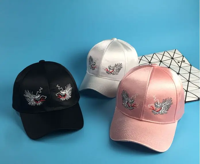 10pcs free shipping/2016-A406 Summer fashion Dragon embroidery Silk adjust baseball cap Lovers outdoor leisure cap men women
10pcs free shipping/2016-A406 Summer fashion Dragon embroidery Silk adjust baseball cap Lovers outdoor leisure cap men women