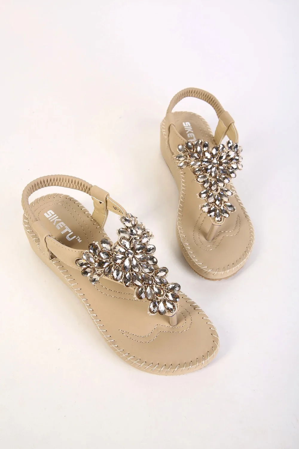 SIKETU Brand 2017 New Korean Rhinestone Sandals Women Heels Flip Flops Shoes Woman 35-40 SIKETU Brand 2017 New Korean Rhinestone Sandals Women Heels Flip Flops Shoes Woman 35-40