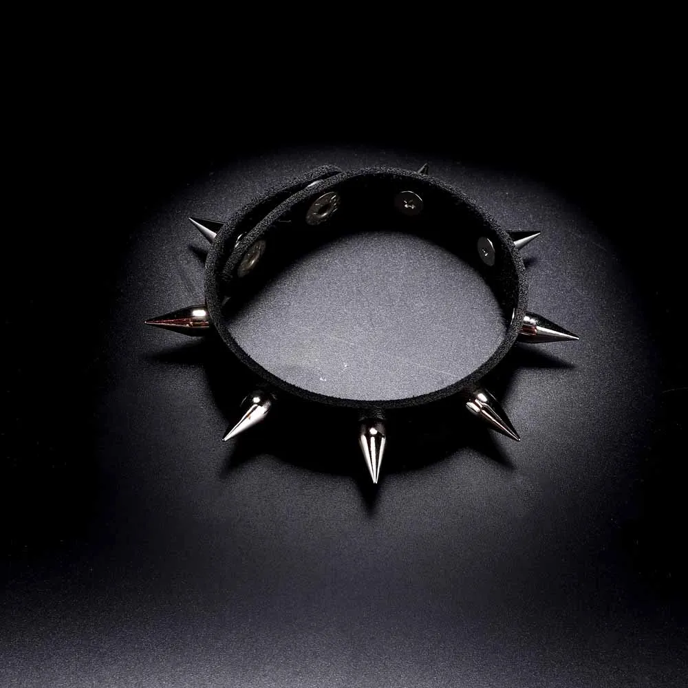 

Creative Novelty Unisex Fashion Punk Black Bracelet Silver Nail Rivet Embellished Leather Cuff Adjustable Bracelet