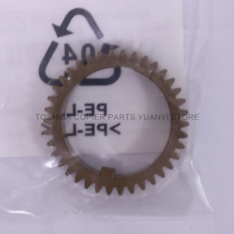 166 Original Toshiba copier Machine Upper Roller Gear GEAR-HR-RLR 6LH246030 For Model 163 167 168 169 206 207 E18 181 243 242
166 Original Toshiba copier Machine Upper Roller Gear GEAR-HR-RLR 6LH246030 For Model 163 167 168 169 206 207 E18 181 243 242
