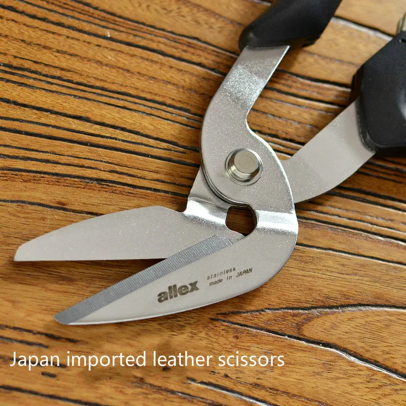Japan imported leather cutting special scissors, manual DIY leather tools,even thick leather, can be cut smoothly
Japan imported leather cutting special scissors, manual DIY leather tools,even thick leather, can be cut smoothly