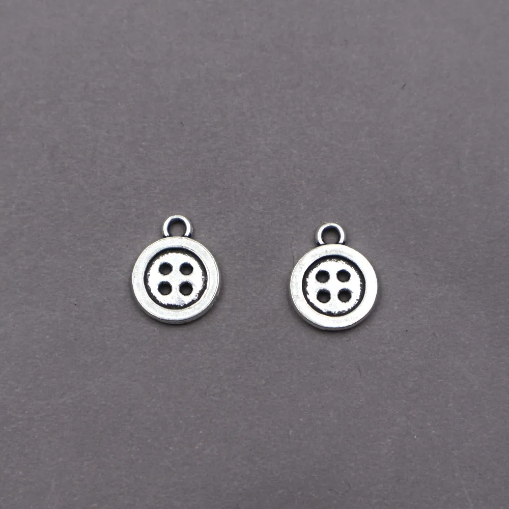 Hot sell 70pcs metal antique silver charms Button charms pendant for necklace jewelry findings
Hot sell 70pcs metal antique silver charms Button charms pendant for necklace jewelry findings