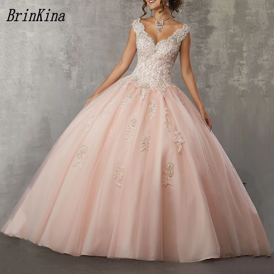 BrinKina New Arrival Vestidos de Quinceanera Ball Gown V Neck Lace Beaded Open Back Sweet 16 Girls Quinceanera Dresses 2019
BrinKina New Arrival Vestidos de Quinceanera Ball Gown V Neck Lace Beaded Open Back Sweet 16 Girls Quinceanera Dresses 2019