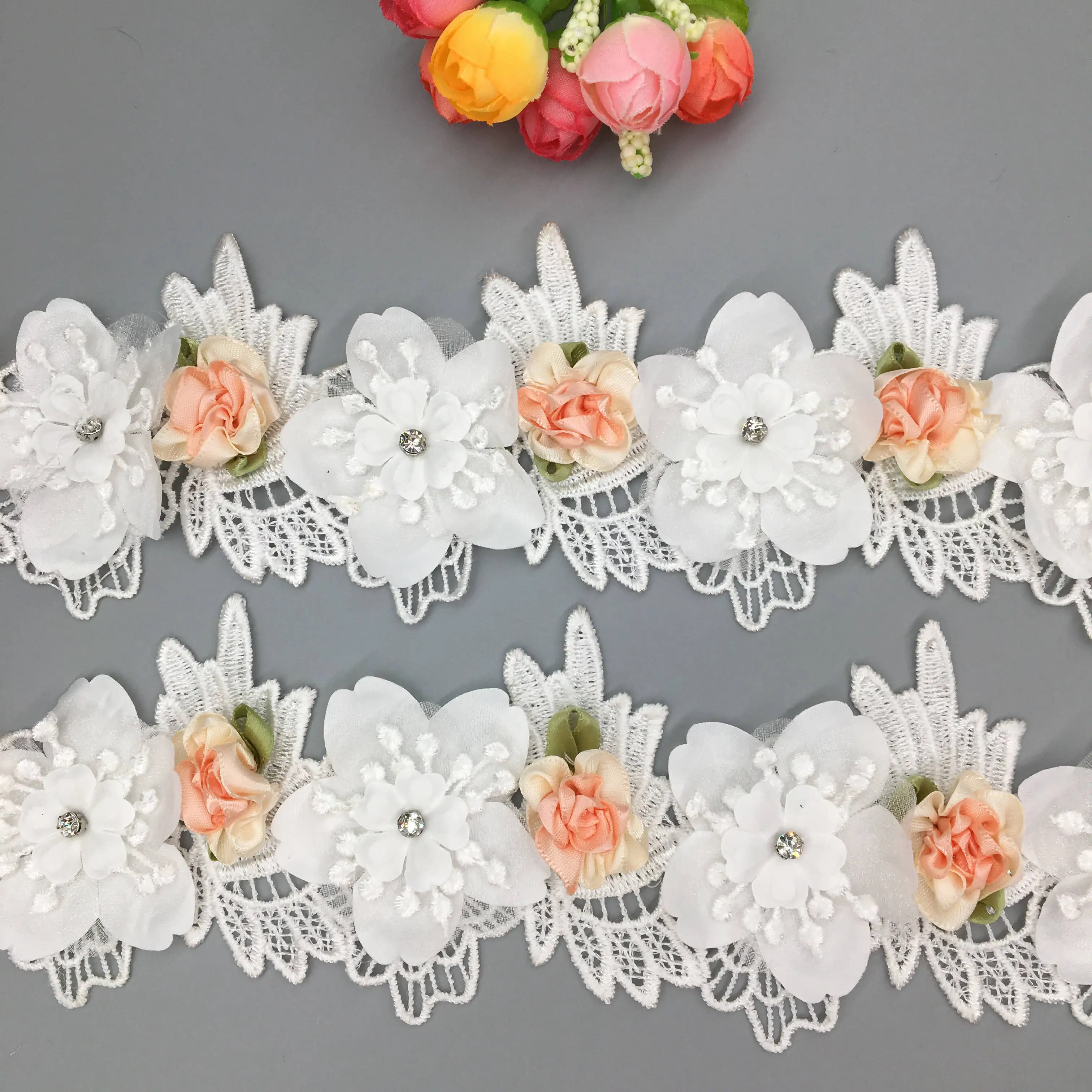 20x Rose Flowers Diamond Lace Trim Net African Fabric Embroidered Lace Ribbon Sewing Craft Costume Dress DIY Wedding Accessories
20x Rose Flowers Diamond Lace Trim Net African Fabric Embroidered Lace Ribbon Sewing Craft Costume Dress DIY Wedding Accessories