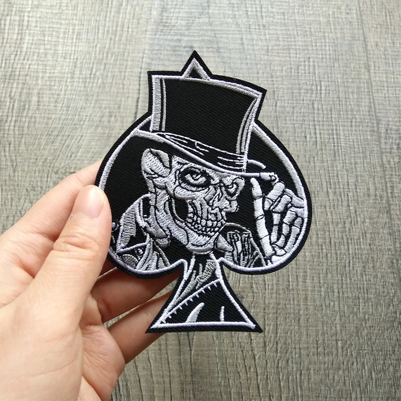 Poker Skull Embroidery Patches for Clothing Iron on Stripe Motorcycle Biker Applique Clothes Stickers Badge Iron-on Transfers
Poker Skull Embroidery Patches for Clothing Iron on Stripe Motorcycle Biker Applique Clothes Stickers Badge Iron-on Transfers