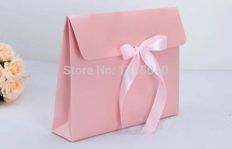 M 24x7x18cm Kraft paper pocket bag Kerchief Handkerchief Silk scarf packing boxes card gift Envelope box 100pcs/llot
M 24x7x18cm Kraft paper pocket bag Kerchief Handkerchief Silk scarf packing boxes card gift Envelope box 100pcs/llot