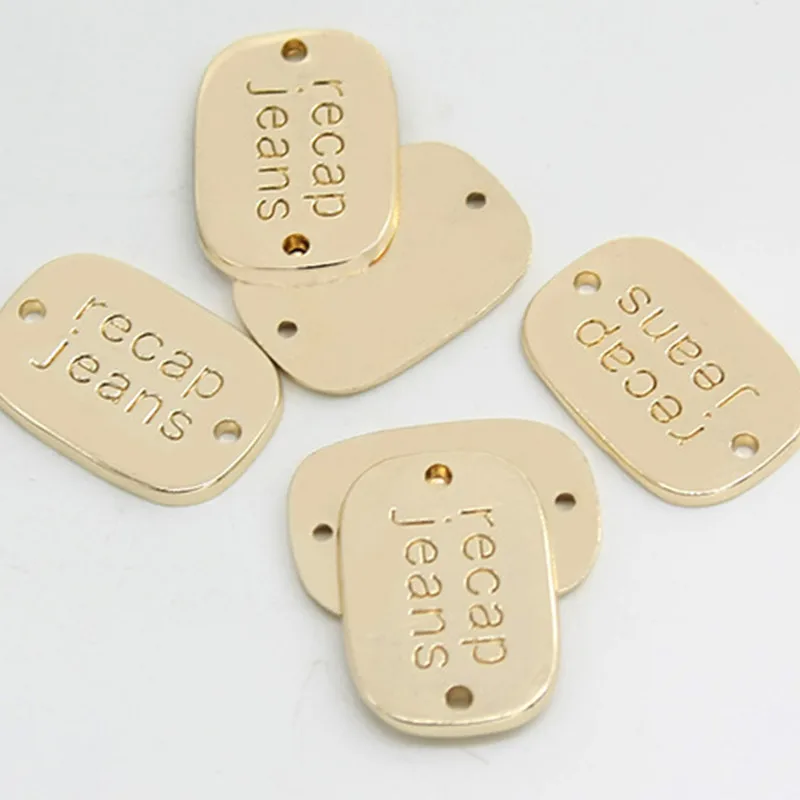 500pcs Custom Emboss words 2 holes Metal label clothing decorative hand sewing tags 2.2 * 1.5 cm
500pcs Custom Emboss words 2 holes Metal label clothing decorative hand sewing tags 2.2 * 1.5 cm
