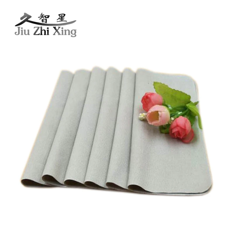 20pcs/pack Microfiber glasses cloth suede glasses cloth island silk gray glasses cloth wipes Size 145*175mm
20pcs/pack Microfiber glasses cloth suede glasses cloth island silk gray glasses cloth wipes Size 145*175mm