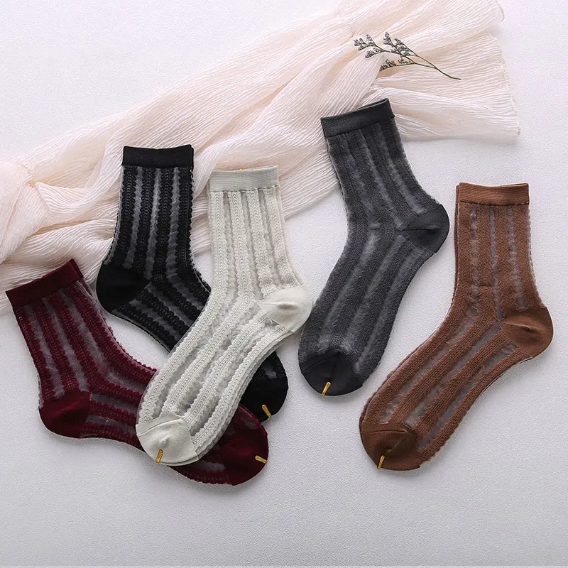 SP&CITY 2Pairs Ins Vintage Striped Patterned Women Socks Summer Transparent Thin Short Socks Solid Hollow Out Art Ankle Socks 
SP&CITY 2Pairs Ins Vintage Striped Patterned Women Socks Summer Transparent Thin Short Socks Solid Hollow Out Art Ankle Socks