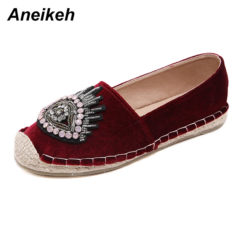 Aneikeh Autumn Women Shoes Flat Round toe Crystal Comfortable Women Slip On Shoes Loafers Casual Flat Designers Shoes size 40
Aneikeh Autumn Women Shoes Flat Round toe Crystal Comfortable Women Slip On Shoes Loafers Casual Flat Designers Shoes size 40