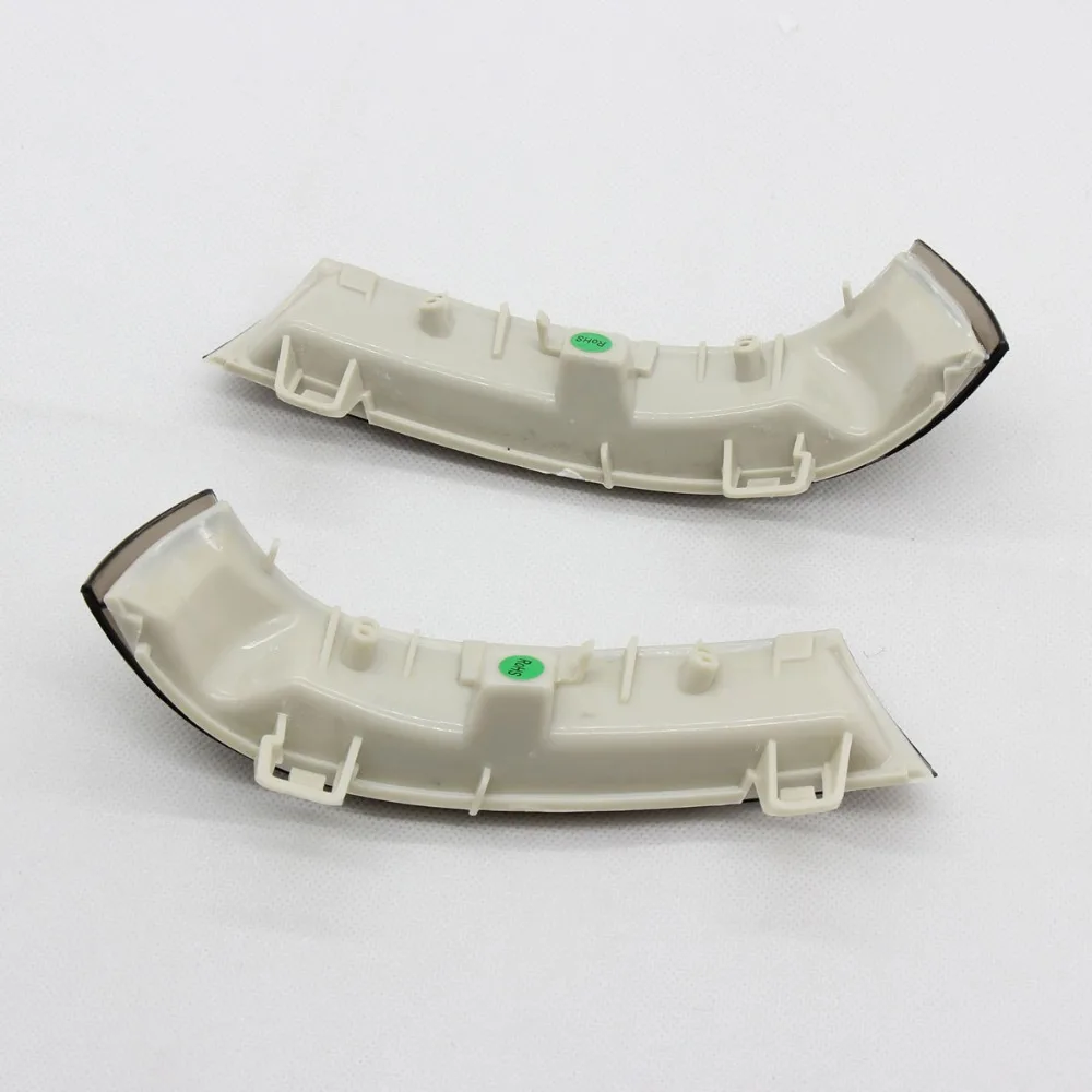 Volkswagen mirror light 6