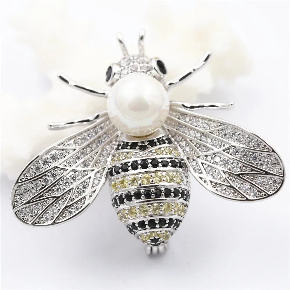 Gazelle Cute Unique AAA Cubic Zircon Micro Mosaic bee Brooches Pin Women Scarves Buckle Fashion Animal Brooch Jewelry Gift 1PCS
Gazelle Cute Unique AAA Cubic Zircon Micro Mosaic bee Brooches Pin Women Scarves Buckle Fashion Animal Brooch Jewelry Gift 1PCS