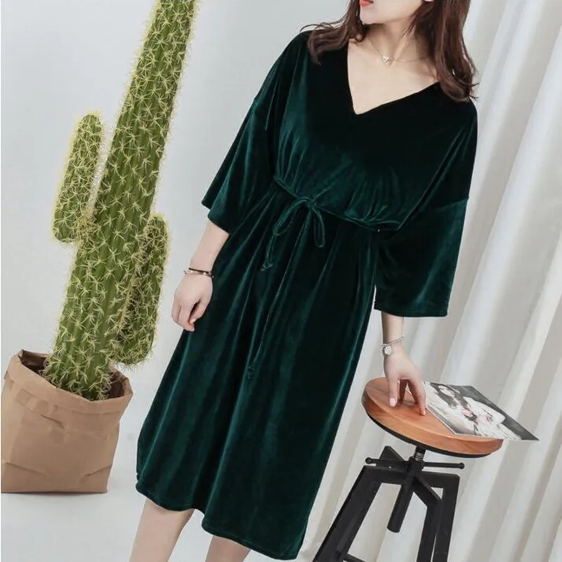 2019 Spring women fashion deep V-neck three quarter sleeve sexy Velvet dress,brand velour Elegant Dress plus size dresses
2019 Spring women fashion deep V-neck three quarter sleeve sexy Velvet dress,brand velour Elegant Dress plus size dresses