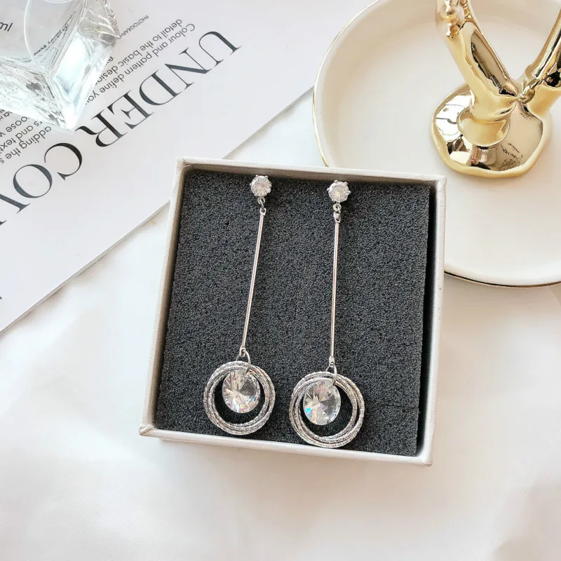 2019 New Arrival Crystal Trendy Round Women Dangle Earrings Contracted crystal tassel earrings Bohemian Drop Earrings
2019 New Arrival Crystal Trendy Round Women Dangle Earrings Contracted crystal tassel earrings Bohemian Drop Earrings