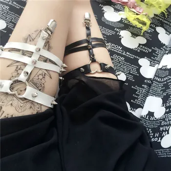 Retro Double O-ring Garter Belt Rivets Concise Lingerie Wedding Gater
Retro Double O-ring Garter Belt Rivets Concise Lingerie Wedding Gater