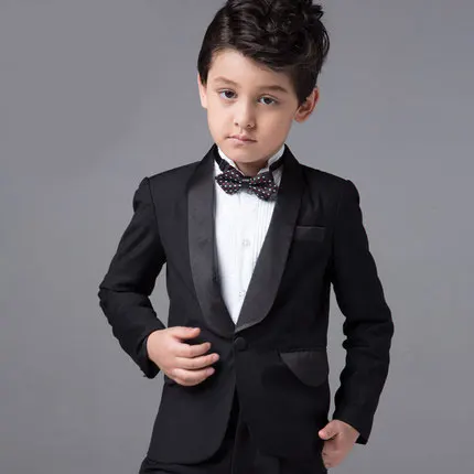 High quality Cotton Blue Herringbone Retro gentleman style custom made Boy's suits tailor suit Blazer suits for boy 5 piece
High quality Cotton Blue Herringbone Retro gentleman style custom made Boy's suits tailor suit Blazer suits for boy 5 piece
