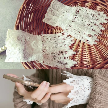 Retro Victorian Masquerade Gothic Wrist Band Vintage Lace Cuff Wristband Detachable Sleeves for Womens Coat
Retro Victorian Masquerade Gothic Wrist Band Vintage Lace Cuff Wristband Detachable Sleeves for Womens Coat