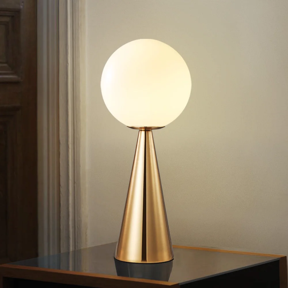 Simple modern personality ball lamp creative night lamp living room bed head Nordic table lamp exhibition room LU8141604
Simple modern personality ball lamp creative night lamp living room bed head Nordic table lamp exhibition room LU8141604