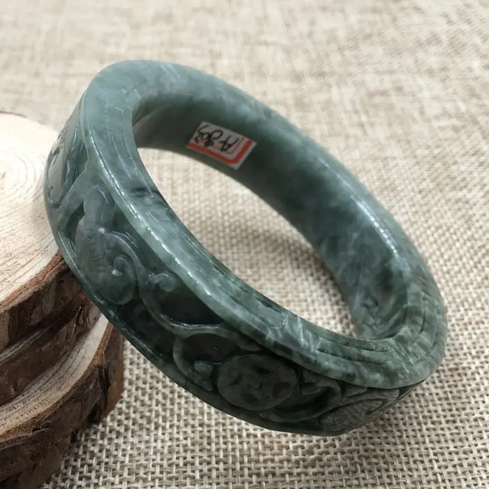 58mm Vintage Chinese Hand-carved Black Green Jadeite Jade Bracelet Bangle 803 a 5.19
58mm Vintage Chinese Hand-carved Black Green Jadeite Jade Bracelet Bangle 803 a 5.19