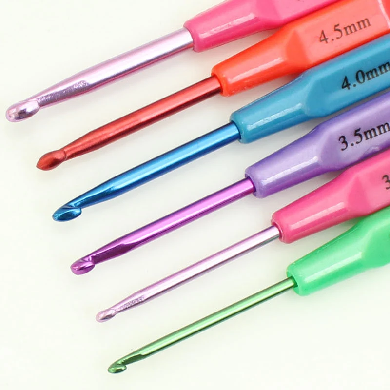 New 6pcs Mixed Metal Hook Crochet Template Kit TPR Aluminum Knitting Needles For Loom Tool Band DIY Crafts wholesale
New 6pcs Mixed Metal Hook Crochet Template Kit TPR Aluminum Knitting Needles For Loom Tool Band DIY Crafts wholesale