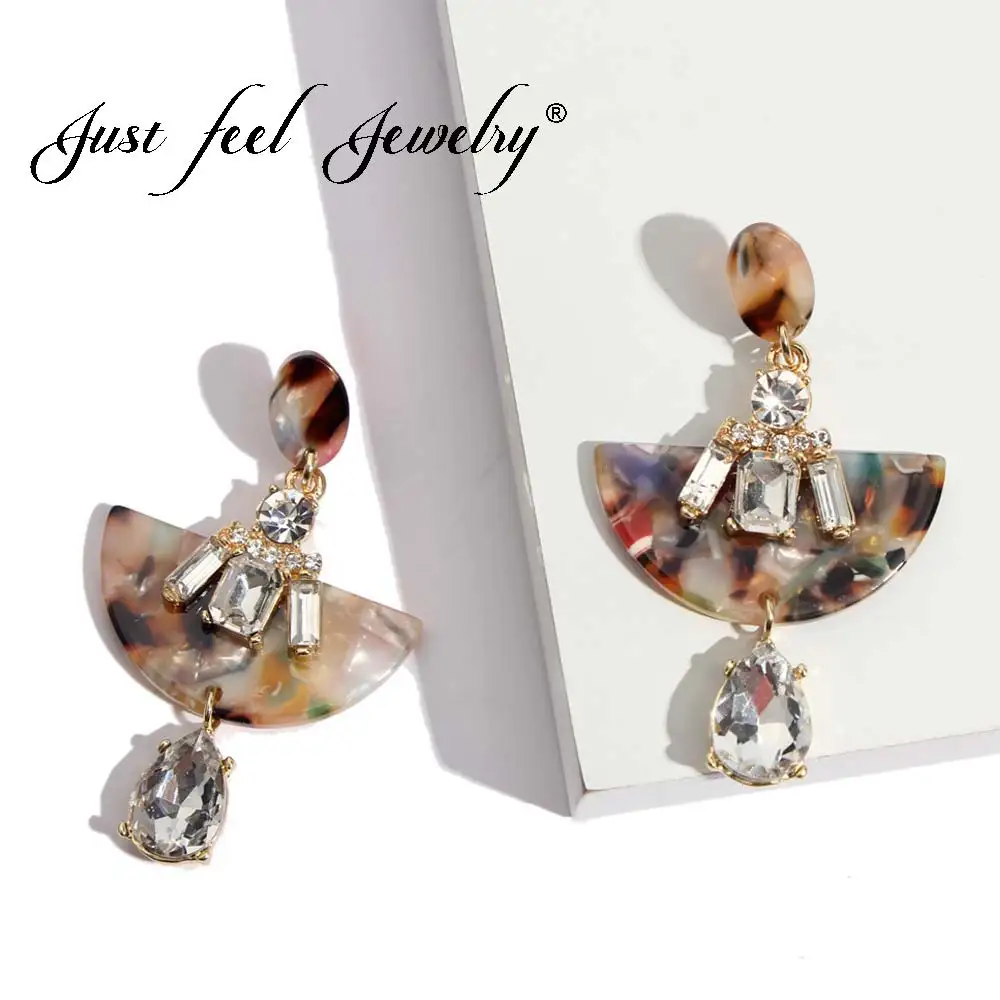 JUST FEEL Fashion Acrylic Long Drop Earrings For Women Crystal Pendant Fan Round Big Dangle Earring 2018 Elegant Female Jewelry
JUST FEEL Fashion Acrylic Long Drop Earrings For Women Crystal Pendant Fan Round Big Dangle Earring 2018 Elegant Female Jewelry