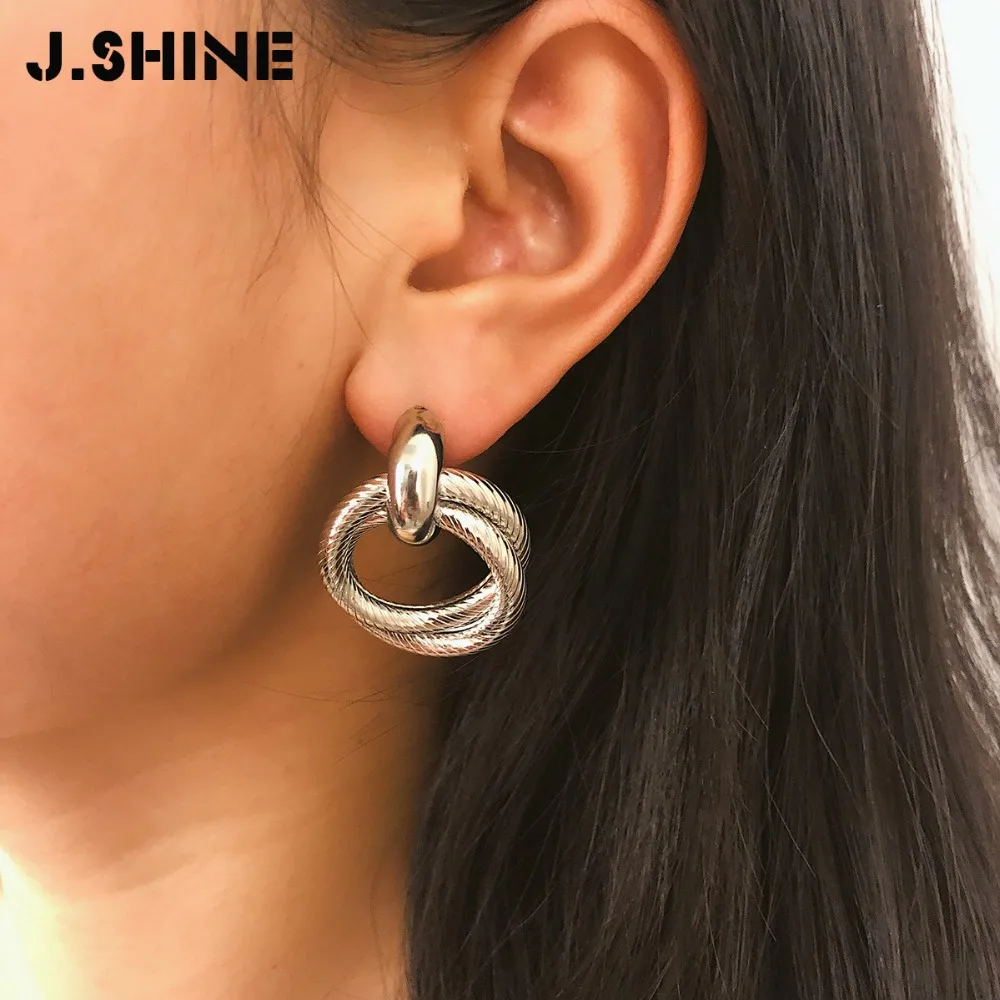 JShine Hyperbole Gold Silver Color Crossed Round Stud Earrings for Women Punk Twist Statement Earrings Fashion Jewelry
JShine Hyperbole Gold Silver Color Crossed Round Stud Earrings for Women Punk Twist Statement Earrings Fashion Jewelry