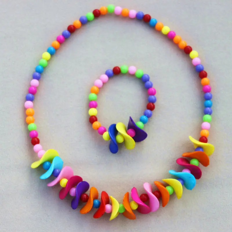 Fshion Jewelry Kid's Cute Jewelry,Xmas Gift Children jewelry sets Beaded Necklace Bracelet Potato Chips Shape Pendant Wholesale
Fshion Jewelry Kid's Cute Jewelry,Xmas Gift Children jewelry sets Beaded Necklace Bracelet Potato Chips Shape Pendant Wholesale