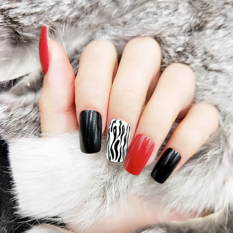 24Pcs Red Black Fake Nails With Designs Medium Lady Artificial False Nails DIY Press On Nail Z165
24Pcs Red Black Fake Nails With Designs Medium Lady Artificial False Nails DIY Press On Nail Z165