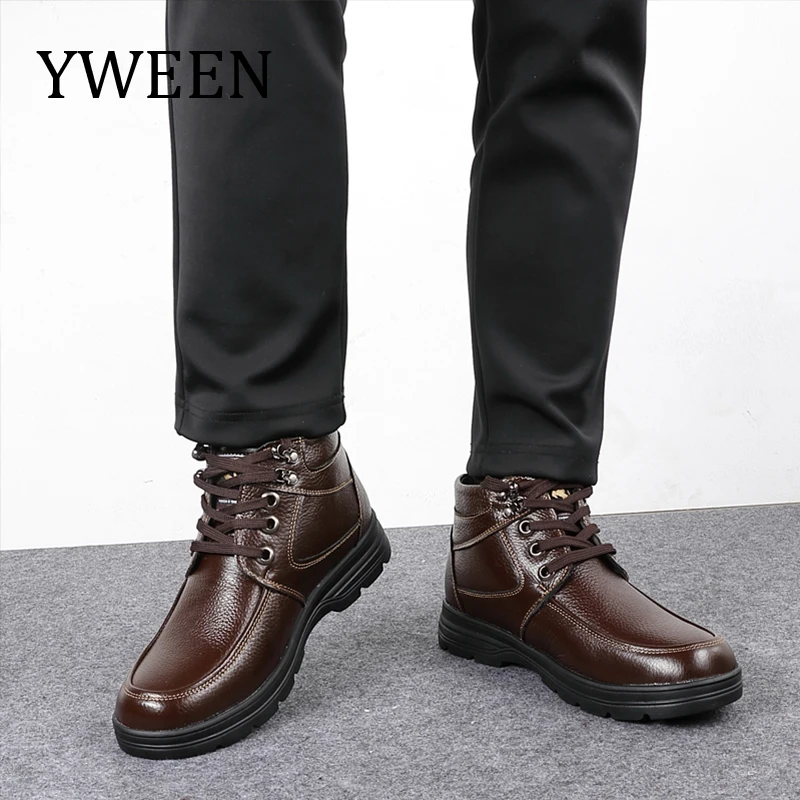 YWEEN Men's Leather Snow Boots Lace Up Ankle Boots High Top Winter Shoes with Fur Lining
YWEEN Men's Leather Snow Boots Lace Up Ankle Boots High Top Winter Shoes with Fur Lining