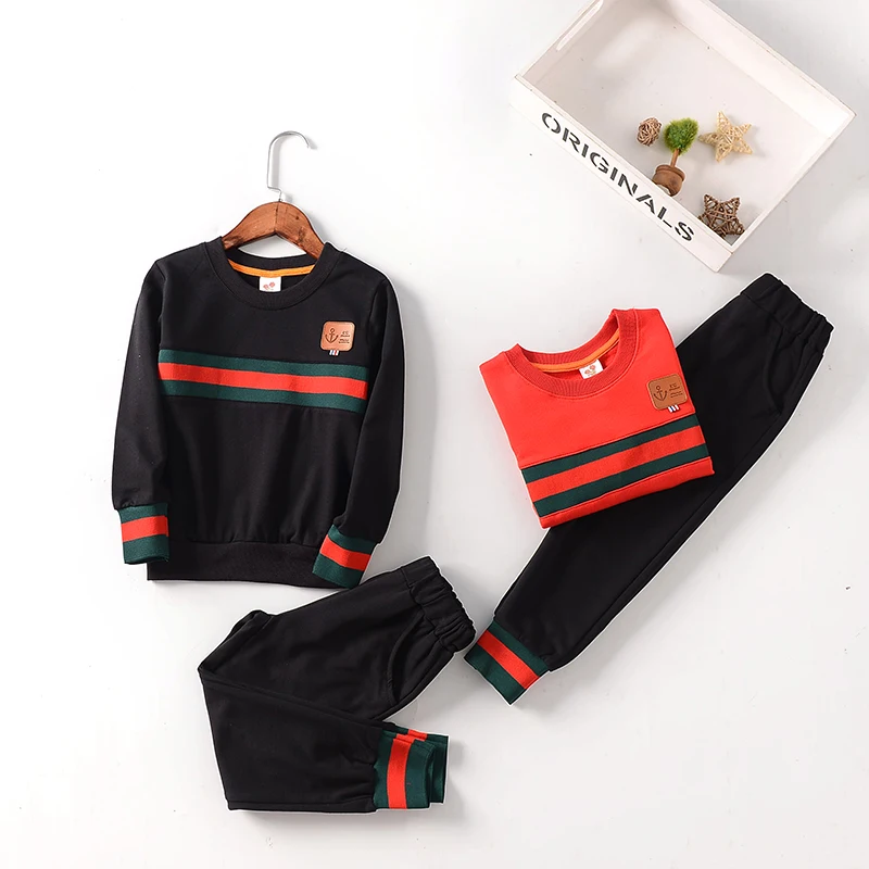 Spring and autumn 20178 new long-sleeve suit foot cuffs stripe thread suit horizontal stripe patchwork sweater suit
Spring and autumn 20178 new long-sleeve suit foot cuffs stripe thread suit horizontal stripe patchwork sweater suit