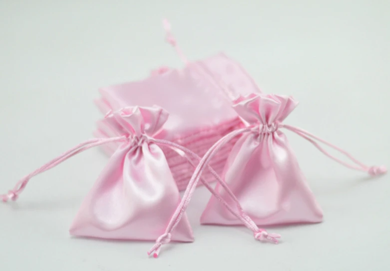 Custom Own Logo Light Pink Satin Drawstring Pouch Silk Underwear Storage Pocket Jewelry Lipstick Cosmetics Gift Package Bag 100P
Custom Own Logo Light Pink Satin Drawstring Pouch Silk Underwear Storage Pocket Jewelry Lipstick Cosmetics Gift Package Bag 100P