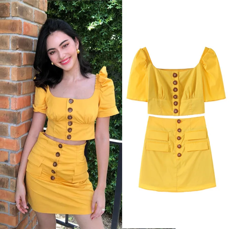 New yellow square collar hubble bubble sleeve button more brief paragraph coat G0527 pockets hip bust skirt
New yellow square collar hubble bubble sleeve button more brief paragraph coat G0527 pockets hip bust skirt