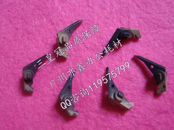 Upper Fuser Picker Finger For Toshiba 2060 2860 2870 2068 DP 2460 2570 3580 4580 5570 6510 6570 8070 8110 4401952060 4402491630
Upper Fuser Picker Finger For Toshiba 2060 2860 2870 2068 DP 2460 2570 3580 4580 5570 6510 6570 8070 8110 4401952060 4402491630