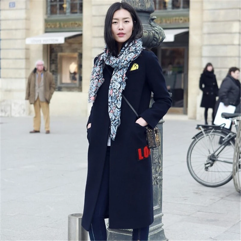Truevoker Winter Designer Woolen Blends Coat Women's High Quality Full Sleeve Turn Down Collar Cartoon Embroidery Black Coat
Truevoker Winter Designer Woolen Blends Coat Women's High Quality Full Sleeve Turn Down Collar Cartoon Embroidery Black Coat