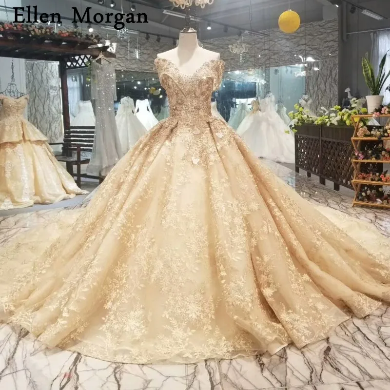 Royal Blue Satin Ball Gowns Wedding Dresses 2019 Custom Made Lace Beaded Boat Neck Chapel Train Corset Elegant Bridal Gowns
Royal Blue Satin Ball Gowns Wedding Dresses 2019 Custom Made Lace Beaded Boat Neck Chapel Train Corset Elegant Bridal Gowns