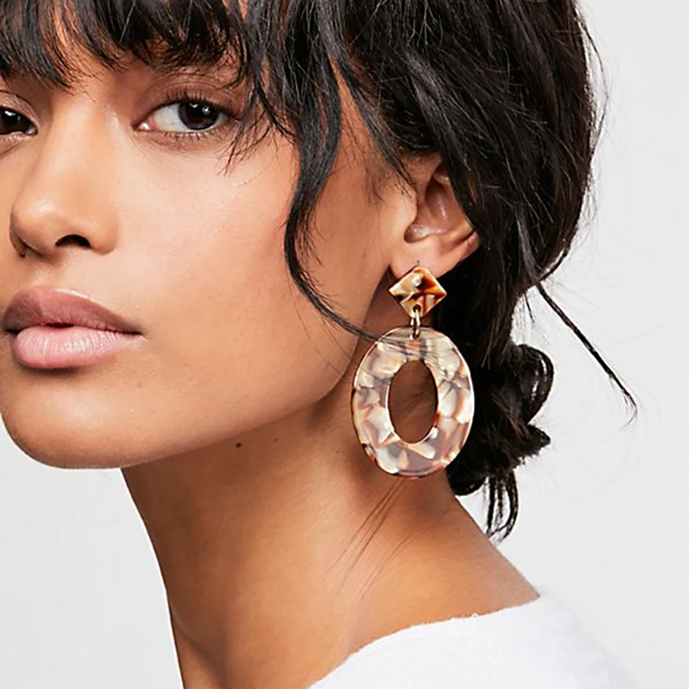 2019 New Fashion Acrylic Drop Earrings for Girls Vintage Leopard Print Dangle Earrings For Women Statement Creative Jewelry Gift
2019 New Fashion Acrylic Drop Earrings for Girls Vintage Leopard Print Dangle Earrings For Women Statement Creative Jewelry Gift