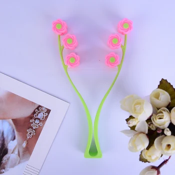 Portable Elastic Anti Wrinkle Face Lift Massage Roller Flower Shape Face-Lift Slimming Face Face Shaper Relaxation Beauty Tool
Portable Elastic Anti Wrinkle Face Lift Massage Roller Flower Shape Face-Lift Slimming Face Face Shaper Relaxation Beauty Tool