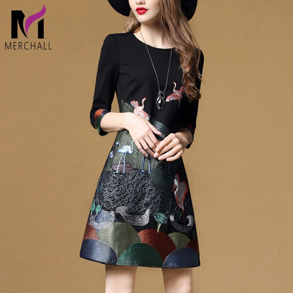 Merchall High Quality Embroidery Dress Women Casual O Neck Flower Bird Embroidered Slim Vintage Black A Line Dress Plus Size
Merchall High Quality Embroidery Dress Women Casual O Neck Flower Bird Embroidered Slim Vintage Black A Line Dress Plus Size