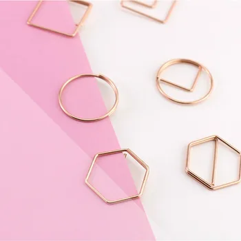 Exclusive Geometric Shape Rose Gold Clip Electroplating Creative Styling Hand Account Decoration Office Accessories Paper Clips
Exclusive Geometric Shape Rose Gold Clip Electroplating Creative Styling Hand Account Decoration Office Accessories Paper Clips