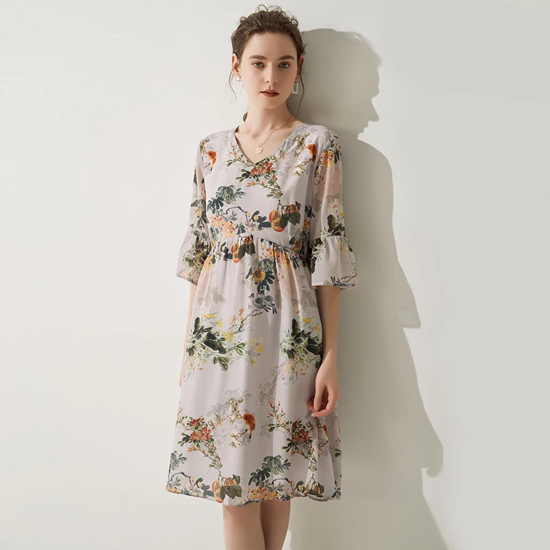 100% Silk Summer High Quality Silk Dress Women Ruffles Tie V Neck Printed Dresses New Fashion Style 2019
100% Silk Summer High Quality Silk Dress Women Ruffles Tie V Neck Printed Dresses New Fashion Style 2019