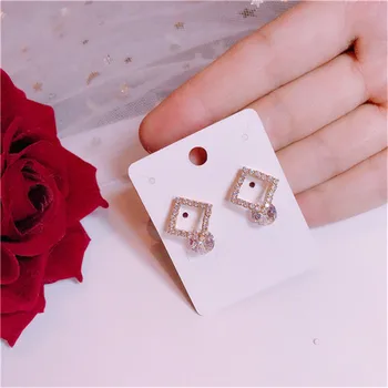 Stud Earrings For Women 925 Solid Silver Simple Square Cubic Zirconia Diamant Temperament Personality Fine Jewelry Accessories
Stud Earrings For Women 925 Solid Silver Simple Square Cubic Zirconia Diamant Temperament Personality Fine Jewelry Accessories